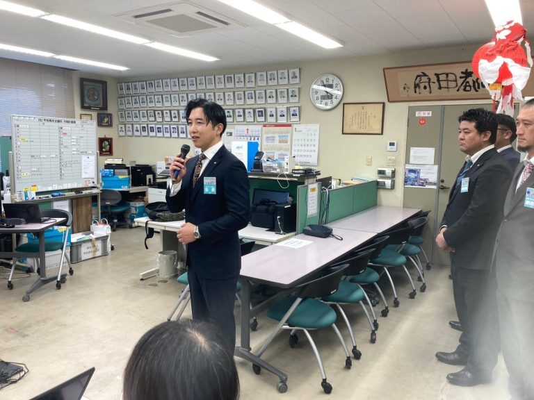 LINE_ALBUM_202514甲府JC理事会、5稲積神社_250108_5