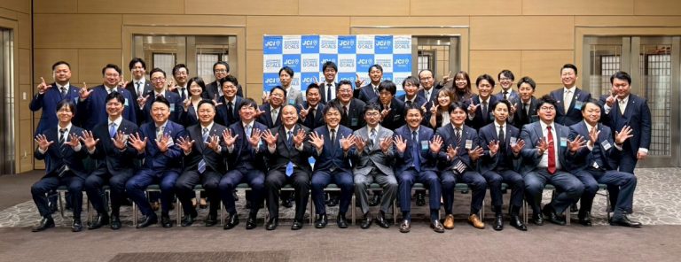 8f89bf7c42a1280ddcd5a18b7333ab17